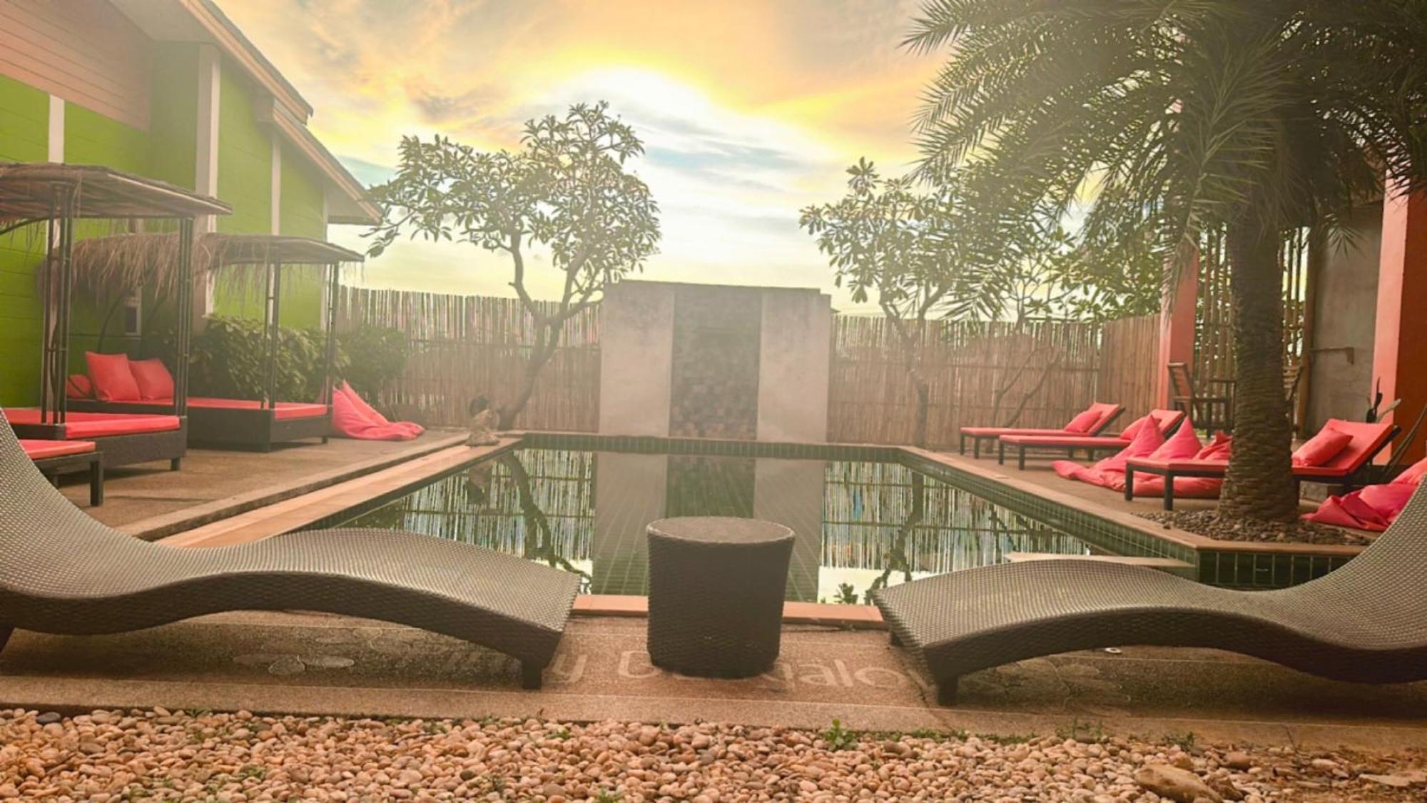 Pinky & - Sha Extra Hotel Ko Lanta